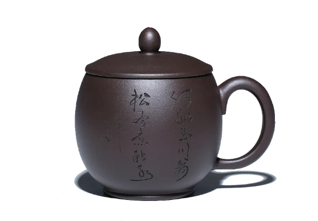 打標(biāo)機(jī)在陶瓷行業(yè)中的應(yīng)用有哪些呢？  第1張